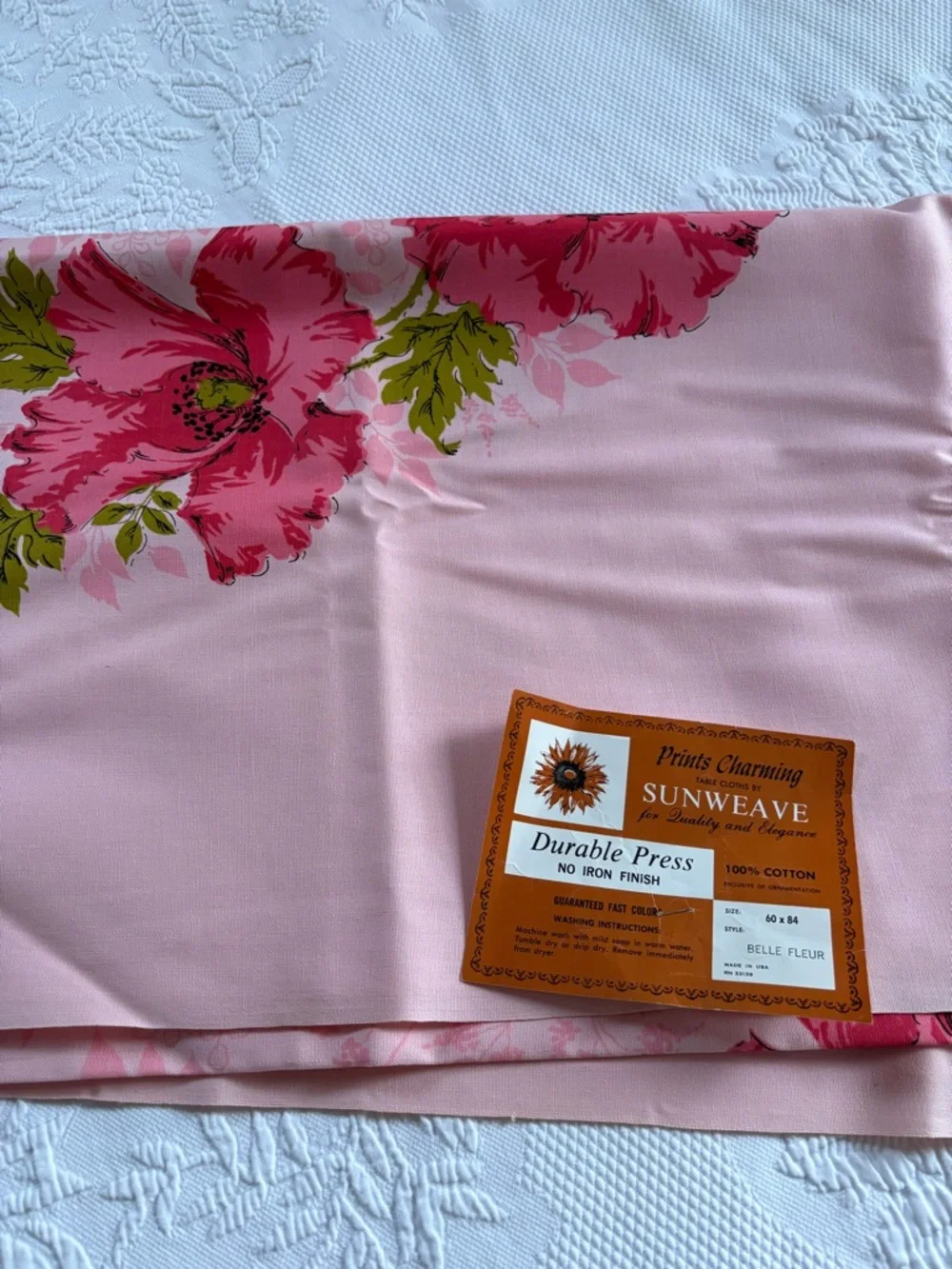 VTG 60s  deadstock Prints Charming tablecloth Sunweave pink floral cotton 60x84